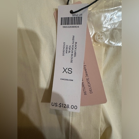 NEW Chico's Black Label Pretty Poplin Neutral Blouse-Size XS-Cream - Picture 9 of 9